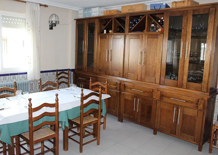 Mirobriga 게스트하우스 *